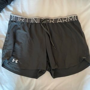 Grey under Armour shorts